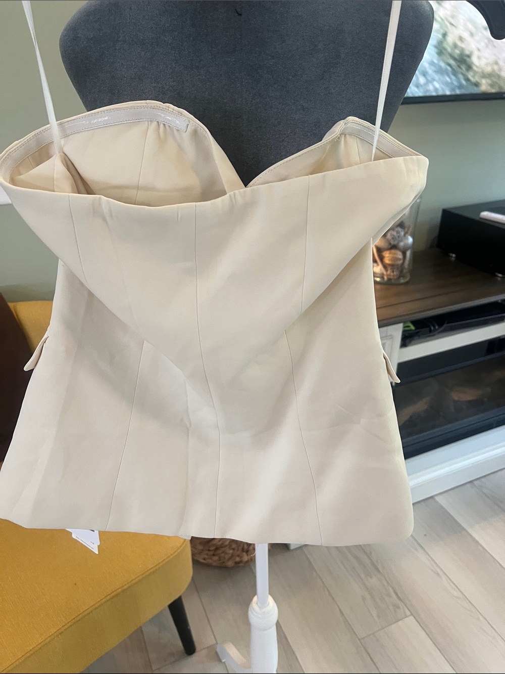 Commense Cream Button-Front Strapless Blouse - Picture 2 of 9